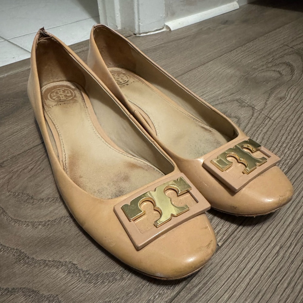 Tory Burch flats (beige)
